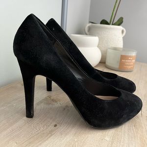 Jessica Simpson Black Suede Pumps 9 ½